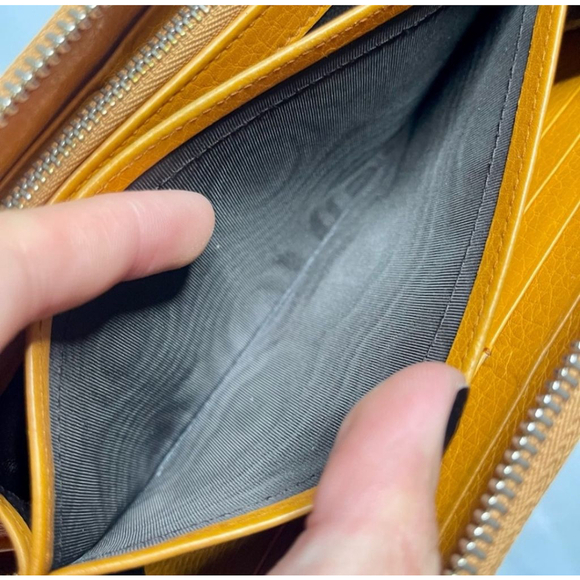 GUCCI | Large orange leather interlocking GG logo soho zip-around wallet - Picture 8 of 11